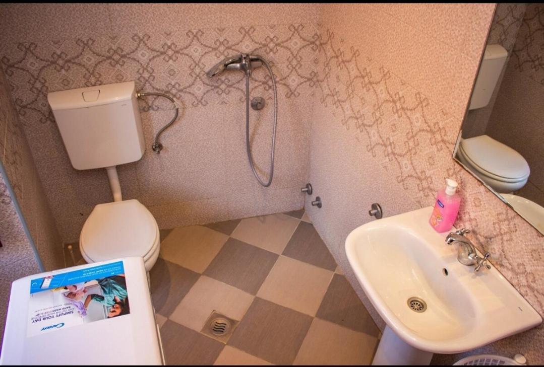Guest House Sljuka Cattaro Esterno foto