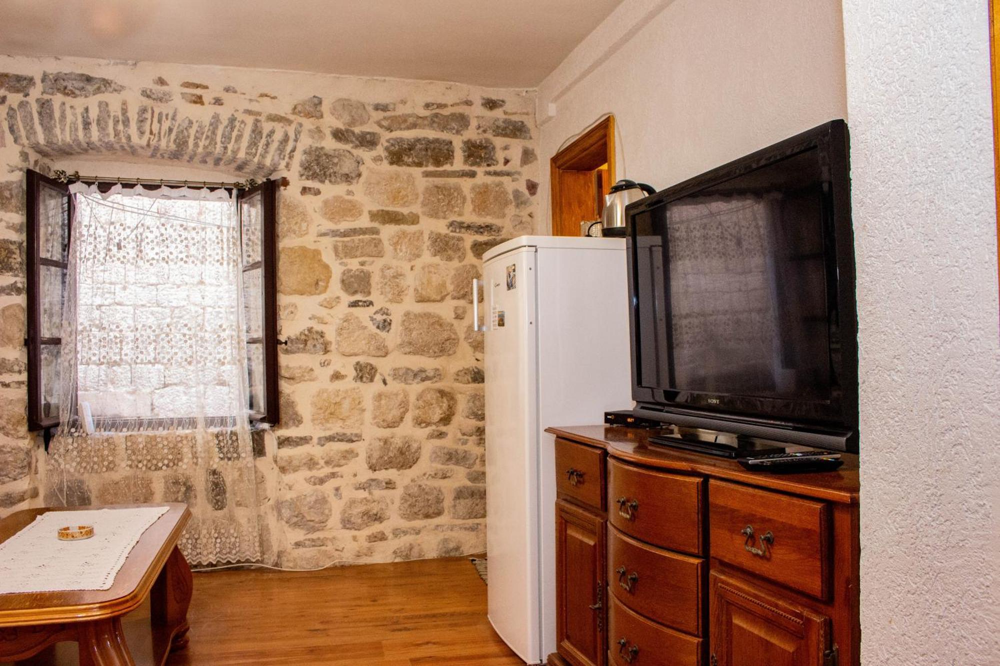 Guest House Sljuka Cattaro Esterno foto