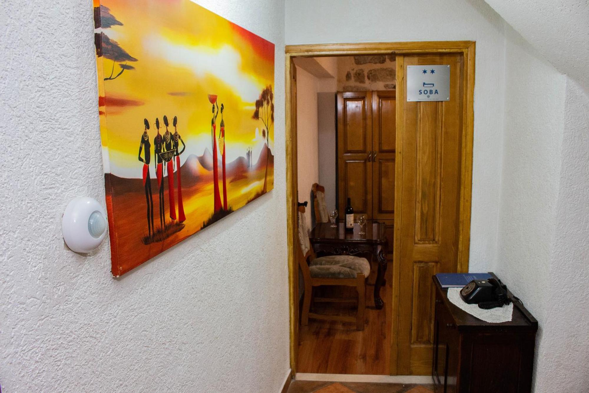 Guest House Sljuka Cattaro Esterno foto